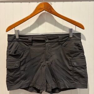 Eddie Bauer Womens Dark Grey Hiking Shorts, size 6